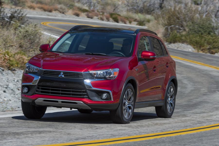  Mitsubishi Outlander Sport GT 2016 года  (фото 21 из 26)